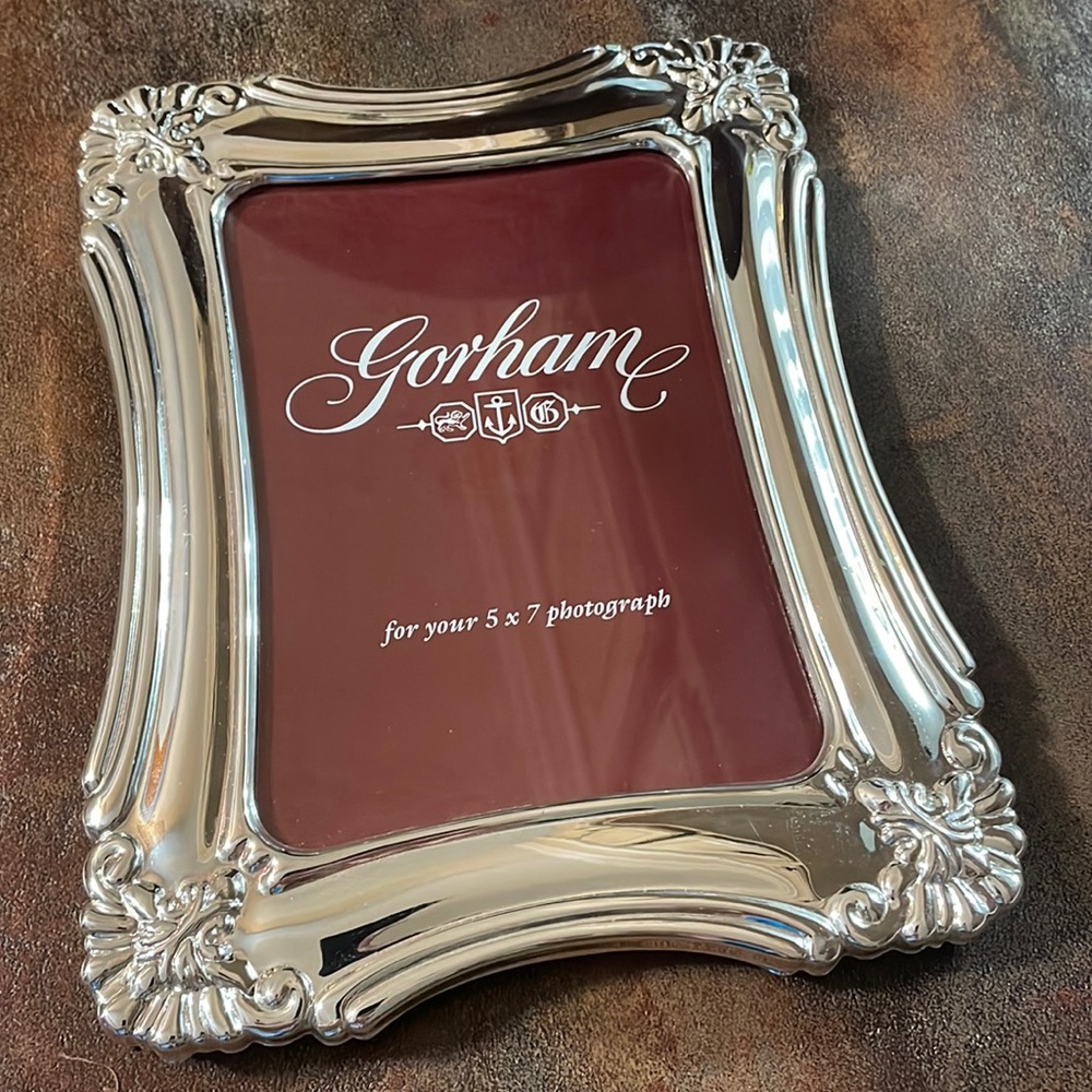 Gorham 5” x 7” picture frame.